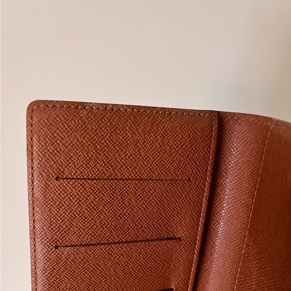 Louis Vuitton Monogram Brown Bifold Wallet/Organizer - Picture 8 of 15